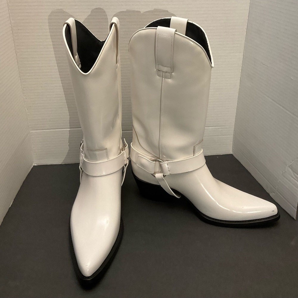 Calvin Klein 205W39Nyc Tammy White Patent Leather Cowgirl Boots  Sz10/40  7/37